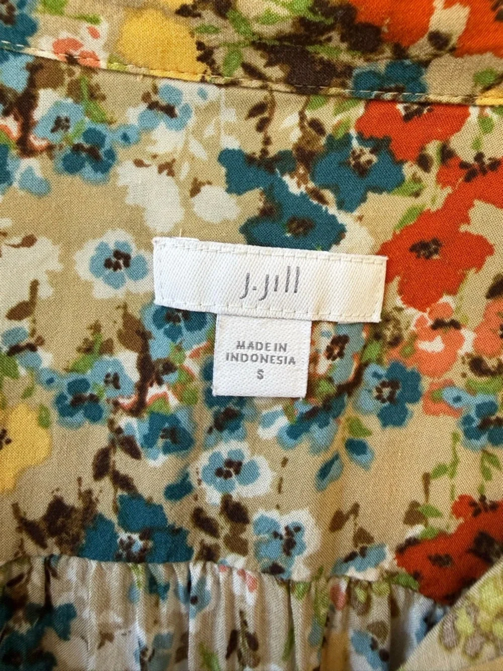 J. Jill Floral Button Up Shirt LP Wheat Painterly Cottagecore Blouse Size S - Picture 2 of 8